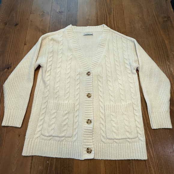 Abercrombie & Fitch Sweaters - Abercrombie & Fitch Cable Knit Oversized Cardigan‎ Sweater Womens Small Cream